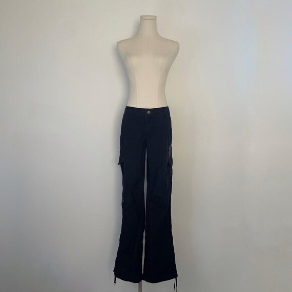 Vintage Black Cargo Pants With embroidery | Women’s Size 6 / Medium - Picture 3 of 8